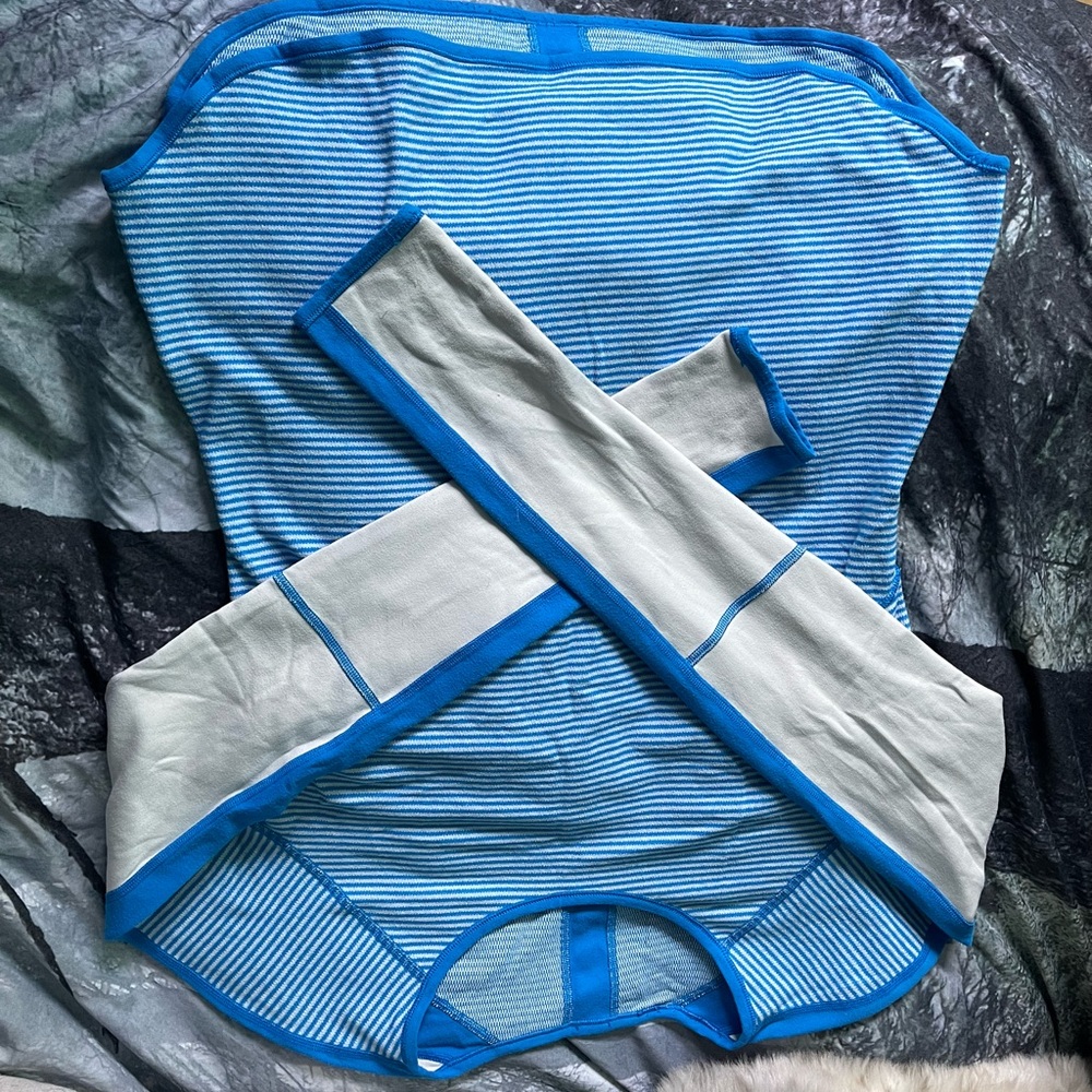 Super soft Lululemon long sleeve in EUC - Sz 12